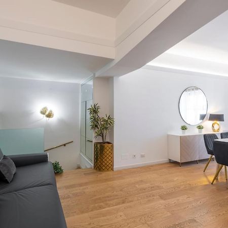 Milan Royal Suites - Centro Duomo Eksteriør billede