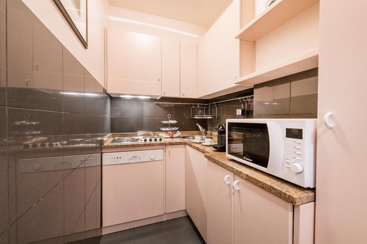 Milan Royal Suites - Centro Duomo Eksteriør billede