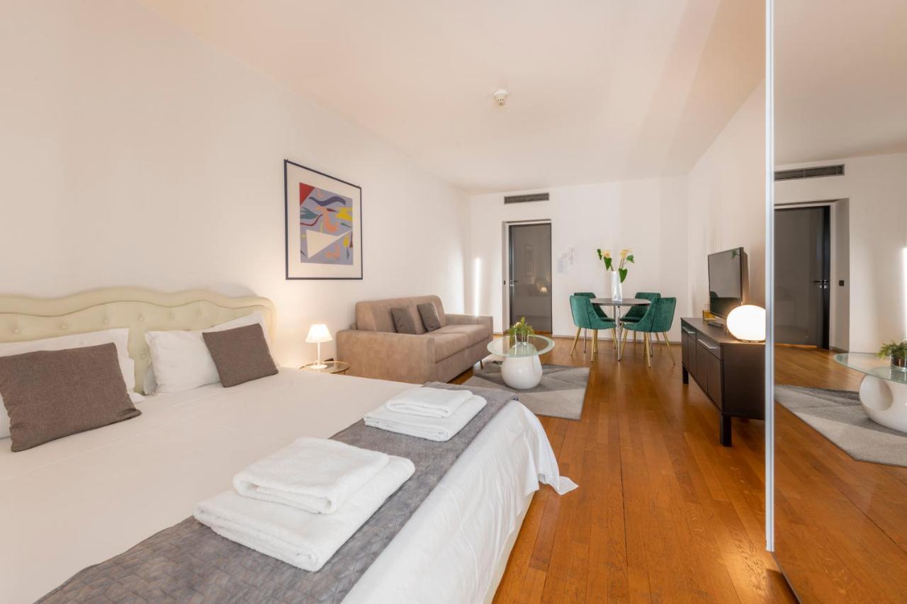 Milan Royal Suites - Centro Duomo Eksteriør billede