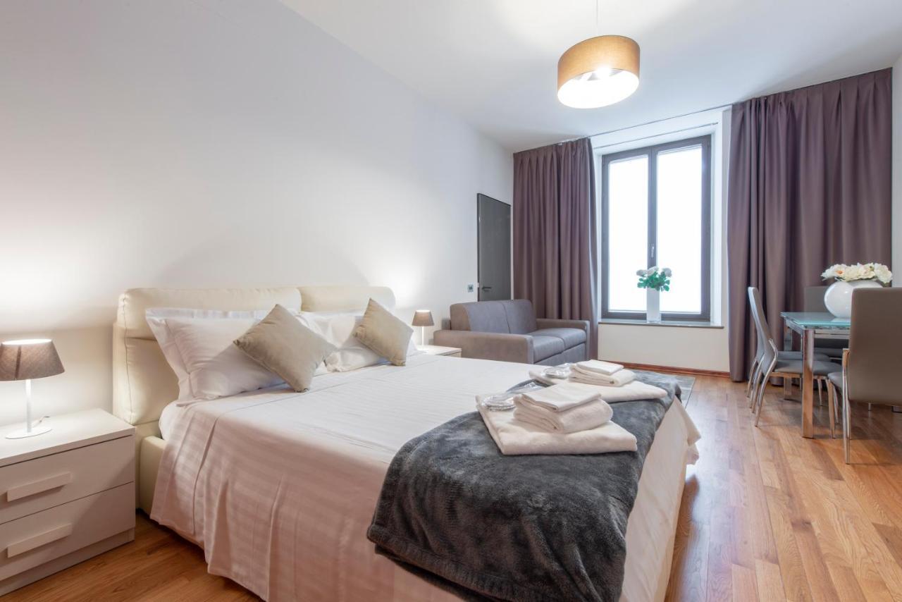 Milan Royal Suites - Centro Duomo Eksteriør billede