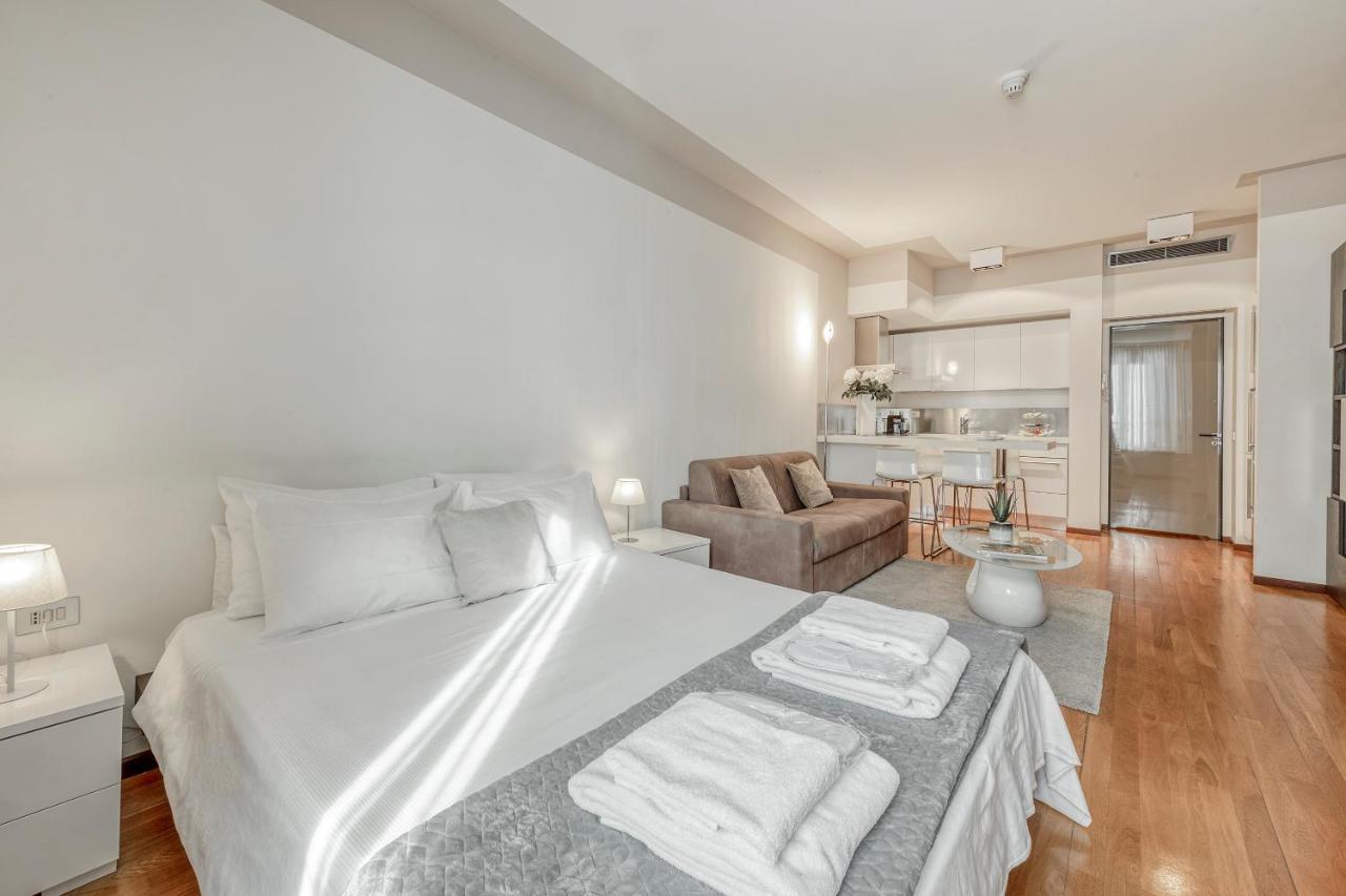 Milan Royal Suites - Centro Duomo Eksteriør billede