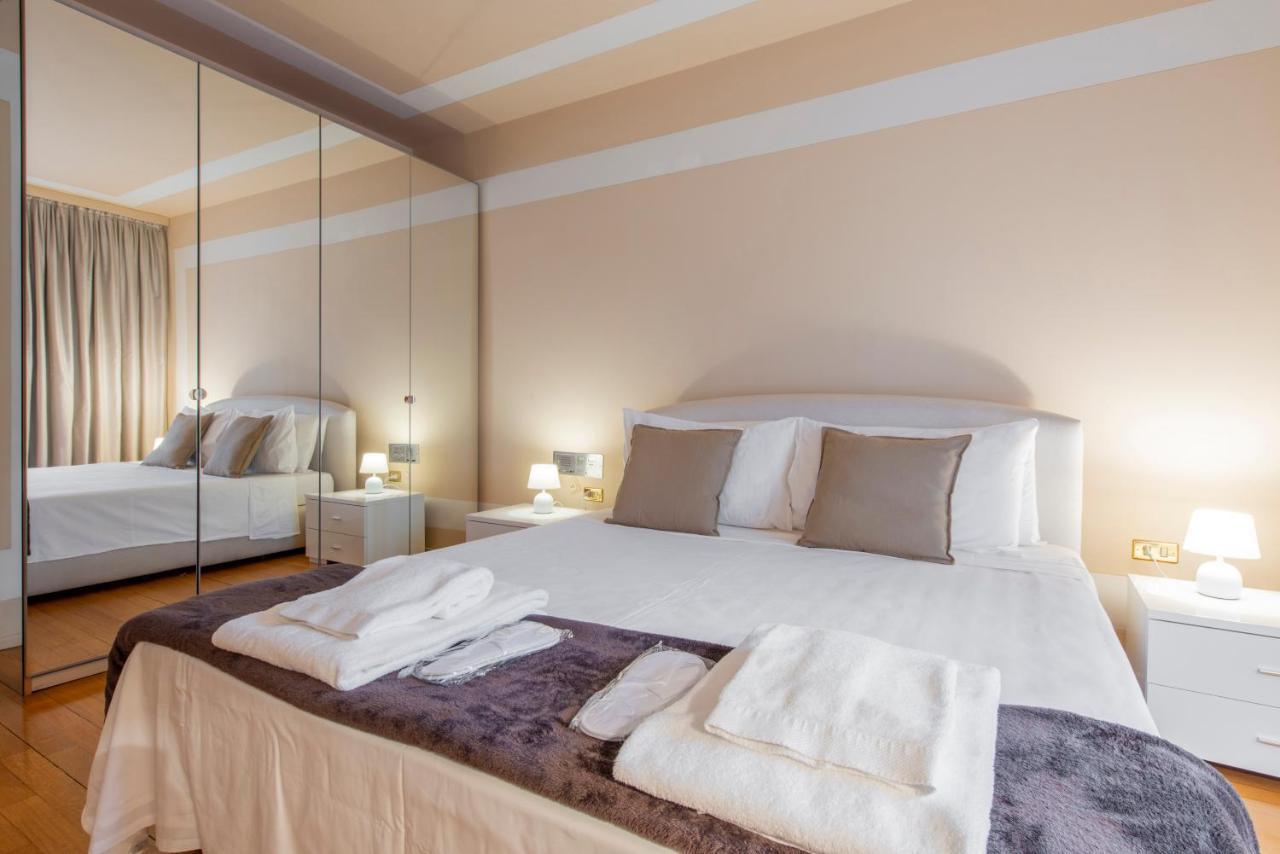 Milan Royal Suites - Centro Duomo Eksteriør billede