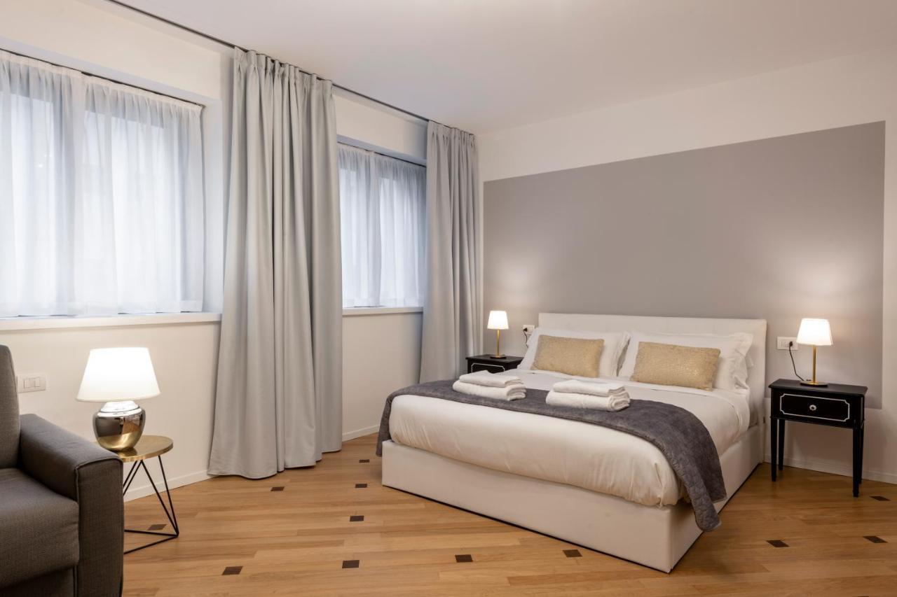 Milan Royal Suites - Centro Duomo Eksteriør billede