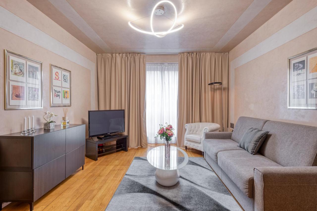 Milan Royal Suites - Centro Duomo Eksteriør billede
