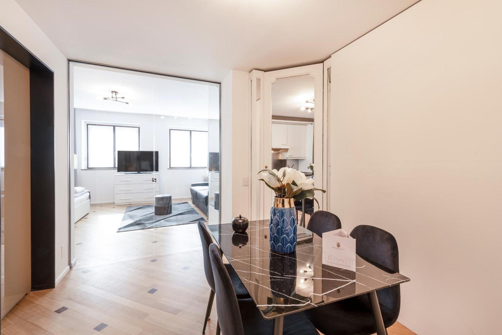 Milan Royal Suites - Centro Duomo Eksteriør billede